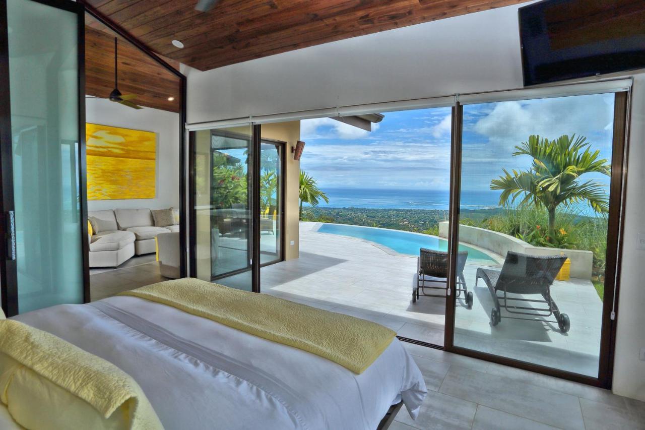 Golden Pineapple Villas-Adults Only Увита Экстерьер фото